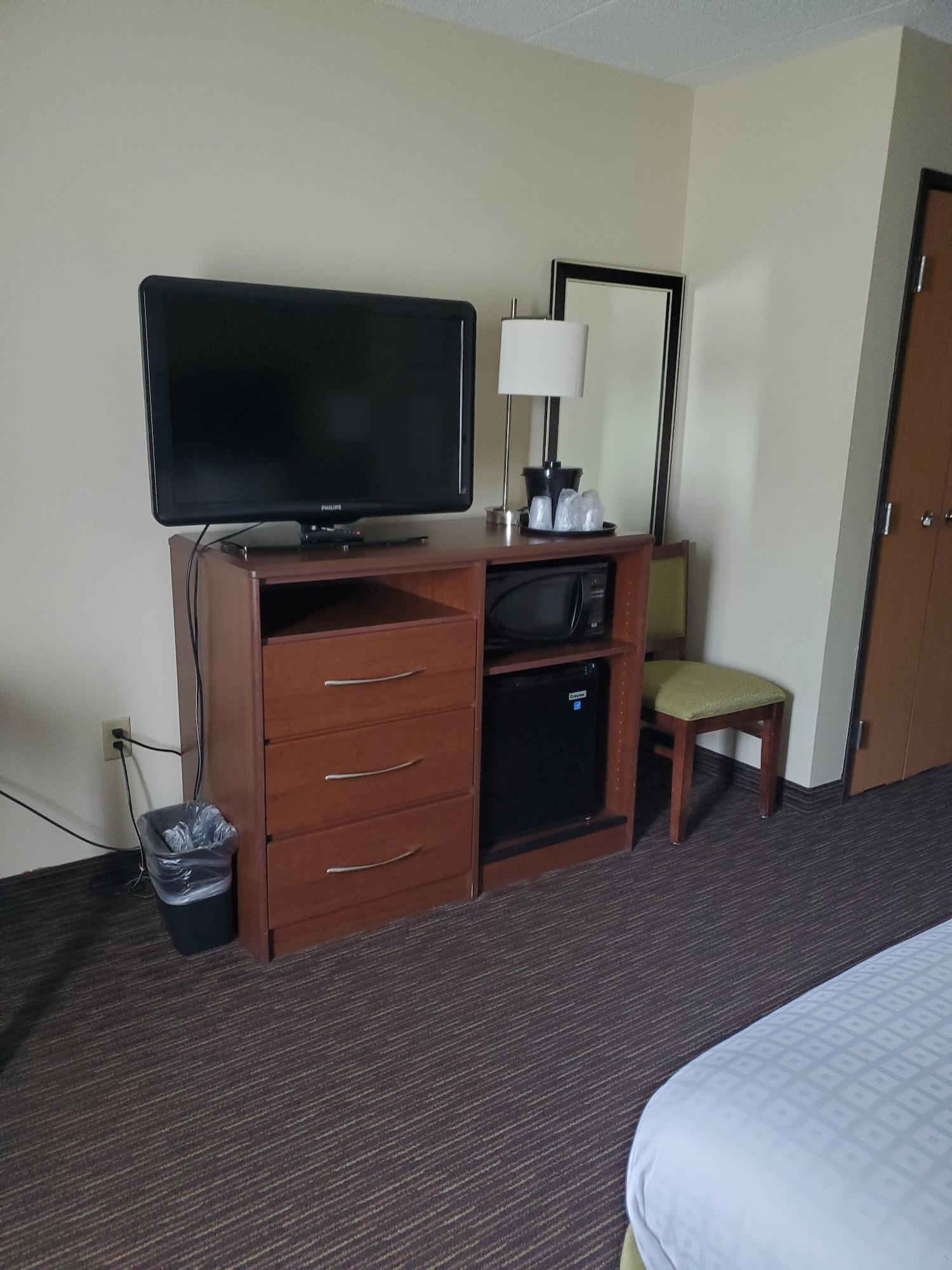 Americinn By Wyndham Rice Lake Экстерьер фото