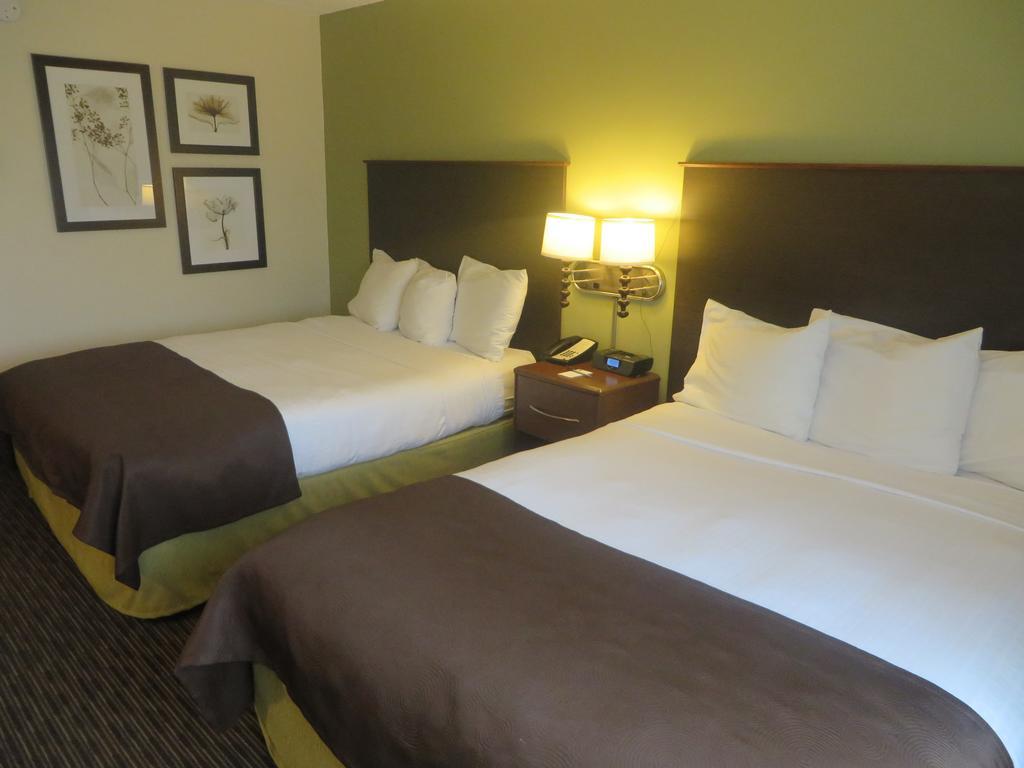 Americinn By Wyndham Rice Lake Экстерьер фото